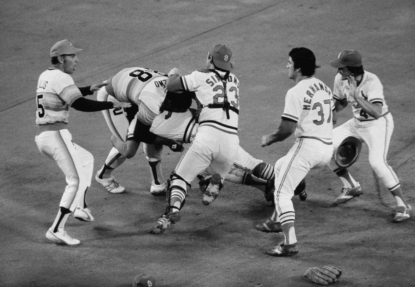 1977: Ted Simmons